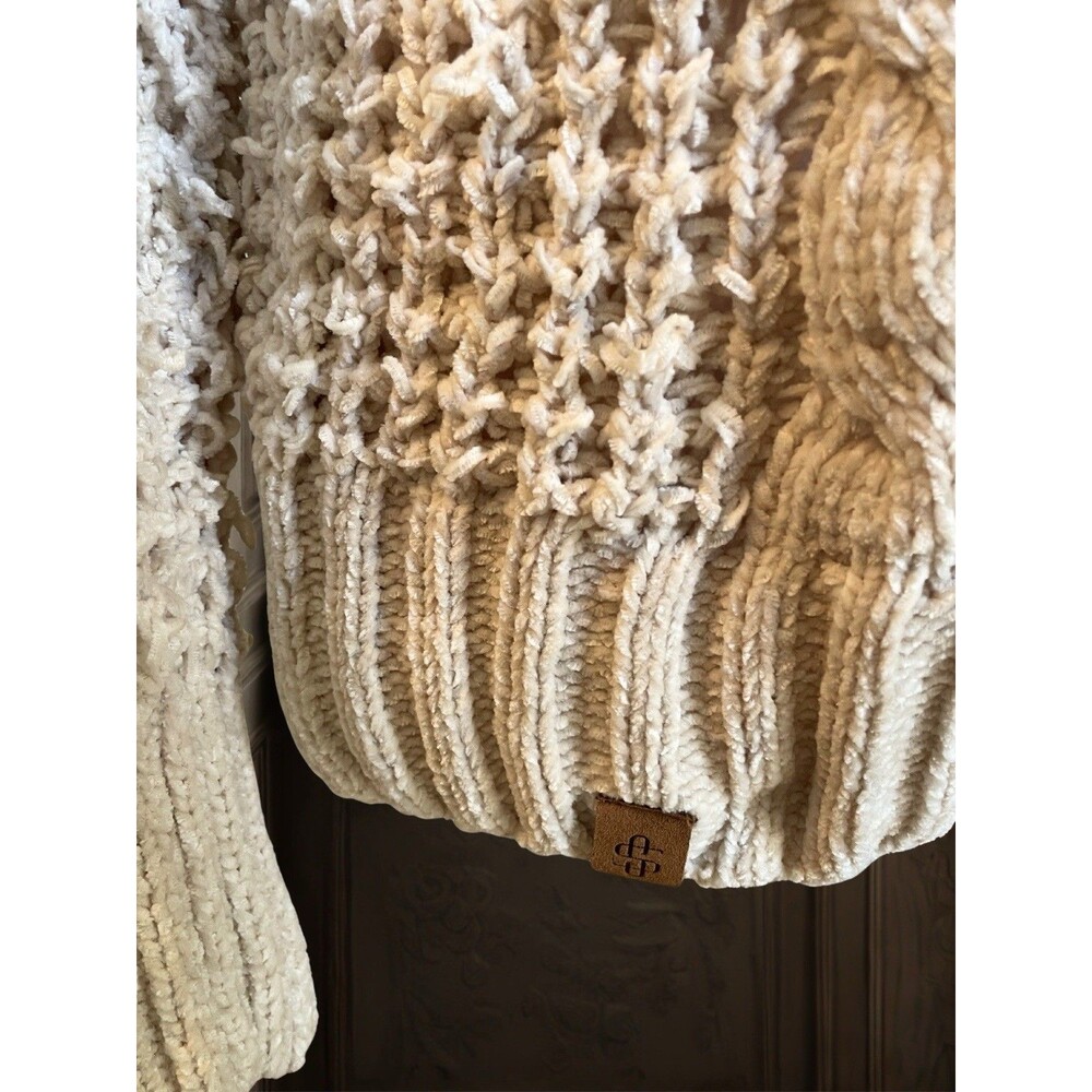 SIMPLY SOUTHERN Women's Cream Chenille Cable Knit Crewneck Sweater Small S Cozy - Picture 7 of 11